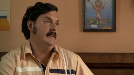 Pablo Escobar has his first encounter with politics