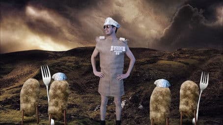 Golf Girl Trick Shots