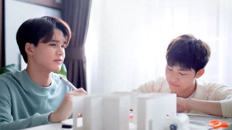 The rain that falls on our eyes