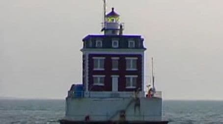 NY Museum/ CT Lighthouse