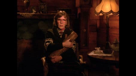 Log Lady Introduction - S02E16