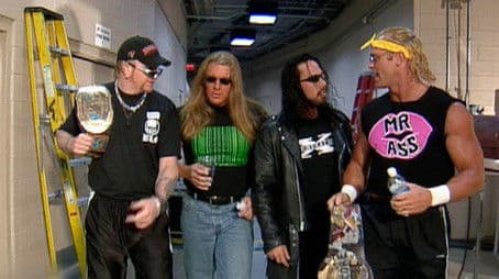 Sunday Night Heat 35