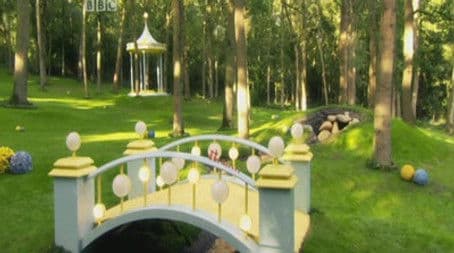 Pontipine Children in the Tombliboos' Trousers