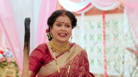 Sukanya Threatens Babu