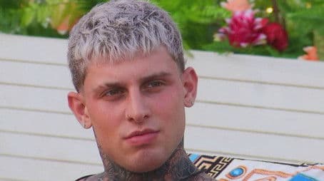 Nuovi arrivi, vecchie abitudini