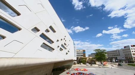 Phaeno, Building as Landscape