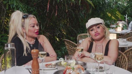 Single Life & Sibiling Strife