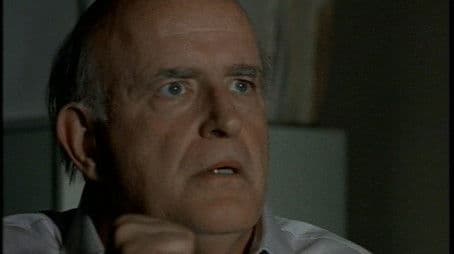 Behind the truth - Clyde Bruckman