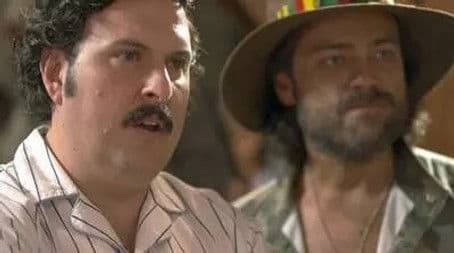 The Police inspect the Hacienda Napoles