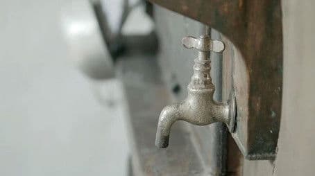 Pensionatshuset i skärgårdssamhället Köpmanholm