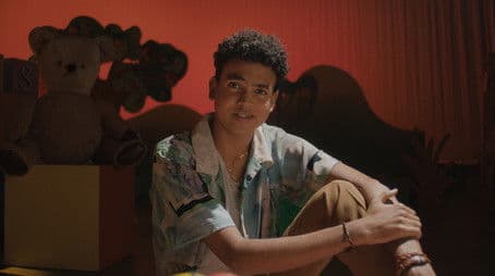 How To Date During the Apocalypse