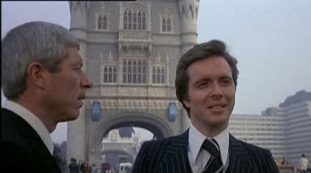 Tower Bridge Is Falling Down