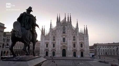 Alberto Angela tra le guglie del Duomo di Milano