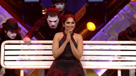 Power-packed Dancers!