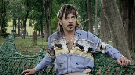 Aqui se Rompio una Taza