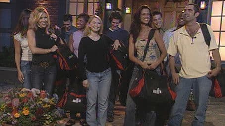 Season 3 Premiere: Food Competition & HOH