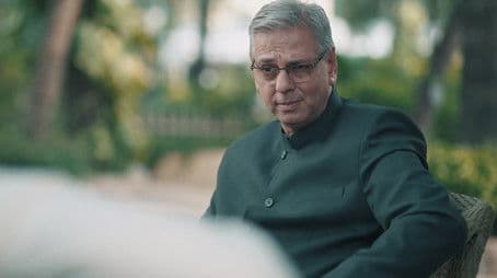 Ek Crore Ka Suitcase