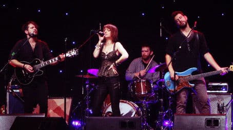 Sister Sparrow & the Dirty Birds