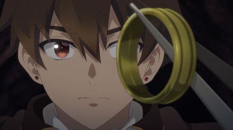 The Capital Distorted by the Twilight