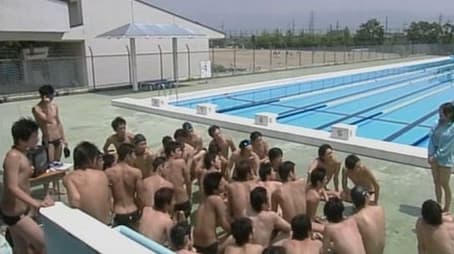 A boys synchronized swimming!?