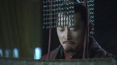 Emperor Xian receives two imperial edicts and abdicates in Cao Pi's favour