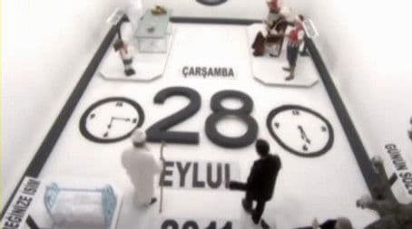 Hayat, Damarlarından Tutup Zorla İçine Çeker İnsanı