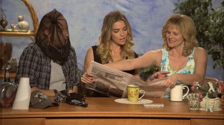 Wake Up With The Schitt's: With Special Guest Alexis Rose