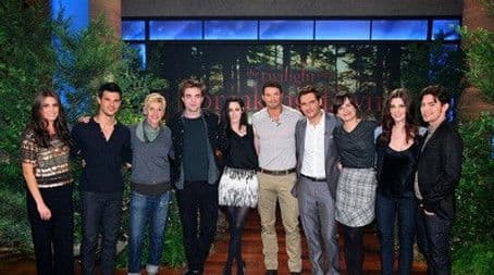 Robert Pattinson, Kristen Stewart, Taylor Lautner & Kellan Lutz, Ashley Greene, Nickki Reed, Jackson Rathbone, Peter Facinelli & Elizabeth Reaser, Bruno Mars