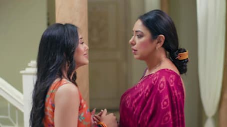 Pakhi Seeks Anupama's Help