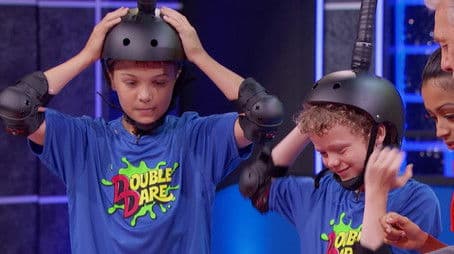 Who Runs the World vs. 2 Hype