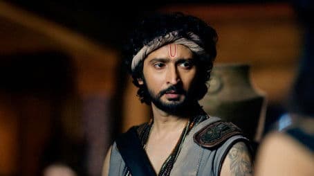 Amma and Sharda in Danger!