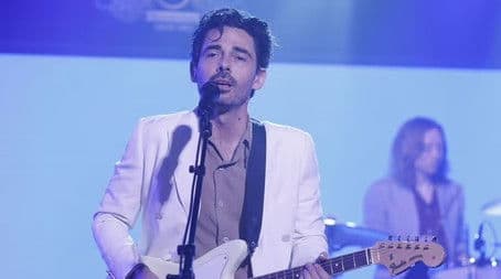 Billy Crystal, Jay Ellis, Local Natives