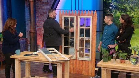 "Twilight" star Rachelle LeFevre