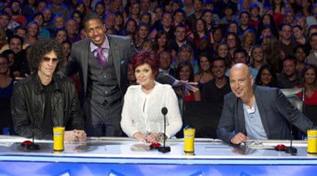 Hopefuls perform for the judges (1)