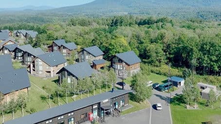 Say goodbye once again to a broken love