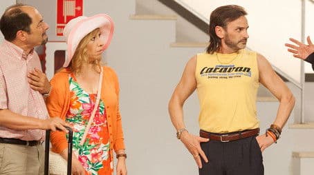 Una luna de miel, un terreno rústico urbanizable y un presidente en remojo