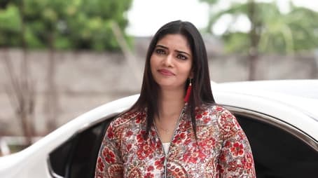 Varsha Provokes Chinnathambi