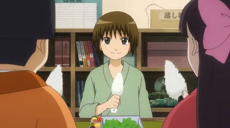 All Mothers Pack Too Much Food Into a Lunch Box and Ruin the Shape