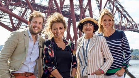 Nadia Sawalha and Kaye Adams