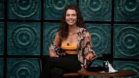 Ísis Valverde, Bruna Linzmeyer and Victor Sarro