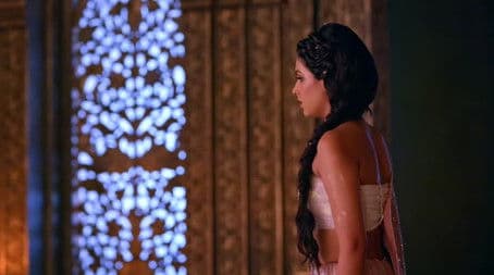 Sati escapes her confinement