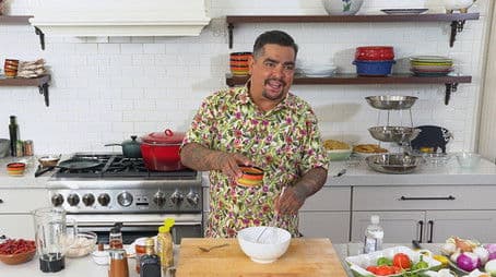 Selena + Aarón Sánchez