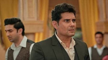 Mihir Supports Angad