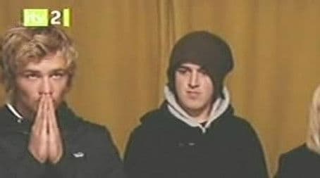 Ghosthunting with... McFly