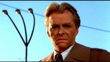 Galactica Discovers Earth (3)