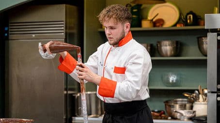 Le Café Crème & Garden Illusion Showpieces