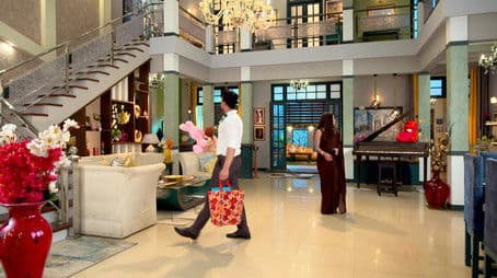 Urmi Sides with Deepa