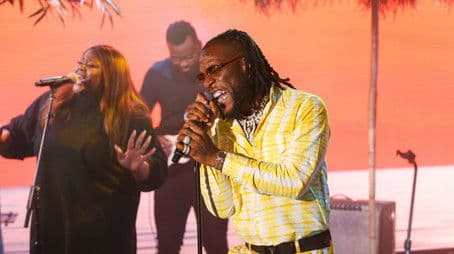 Casey Affleck, Jack Quaid, Musical Guest Burna Boy