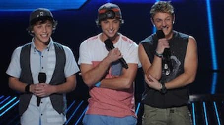 Top Finalists Perform