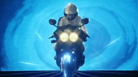 Love That Runs through the Future and Present!